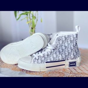 Brand new Dior shoes